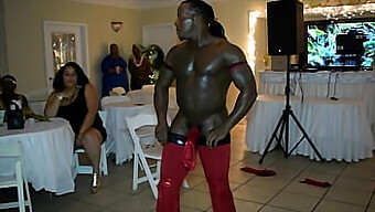 Jamaican Dancer Surprises Middle-Aged Women With Oral Skills